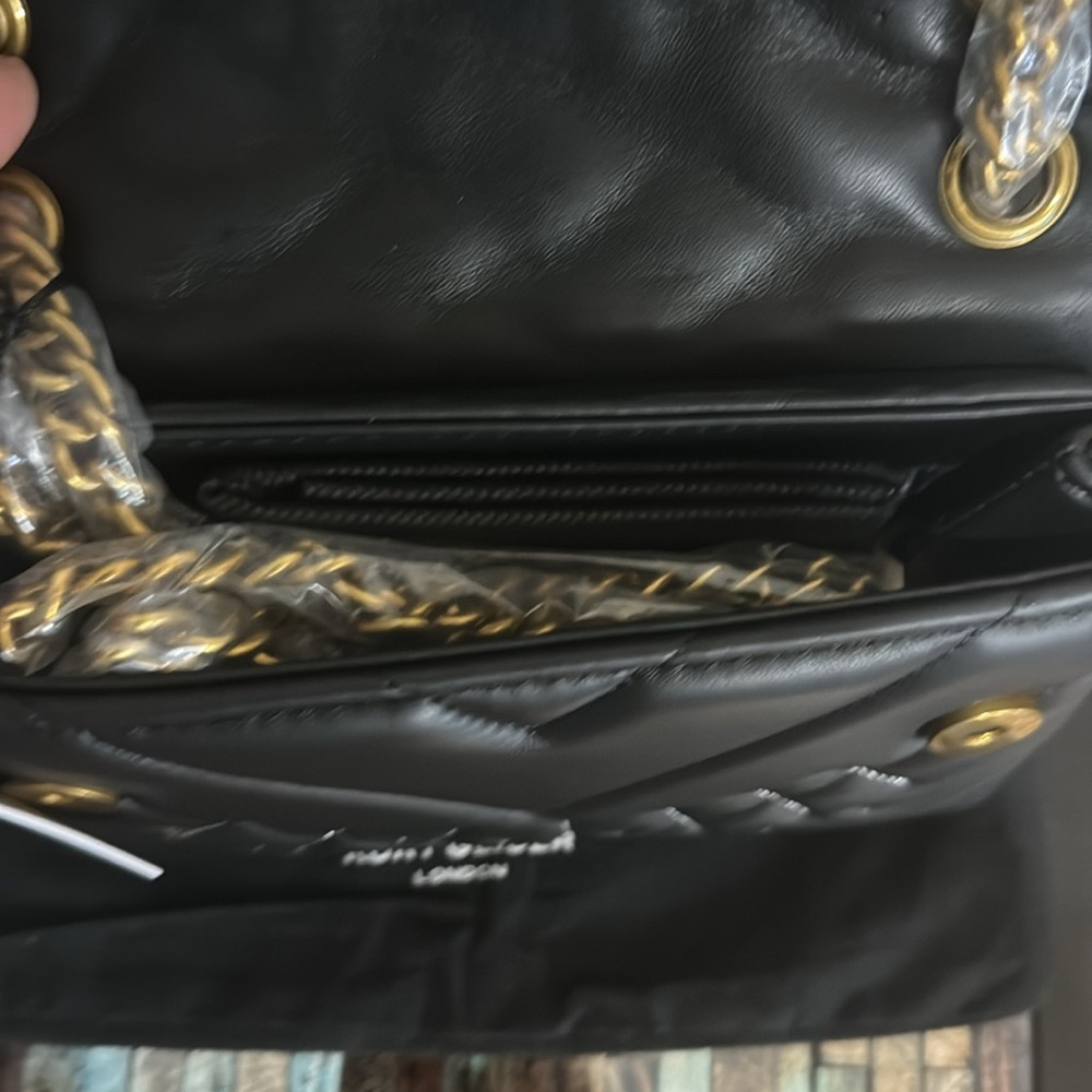 Kurt Geiger London
Mini Kensington Eye Crossbody Bag - Picture 12 of 15